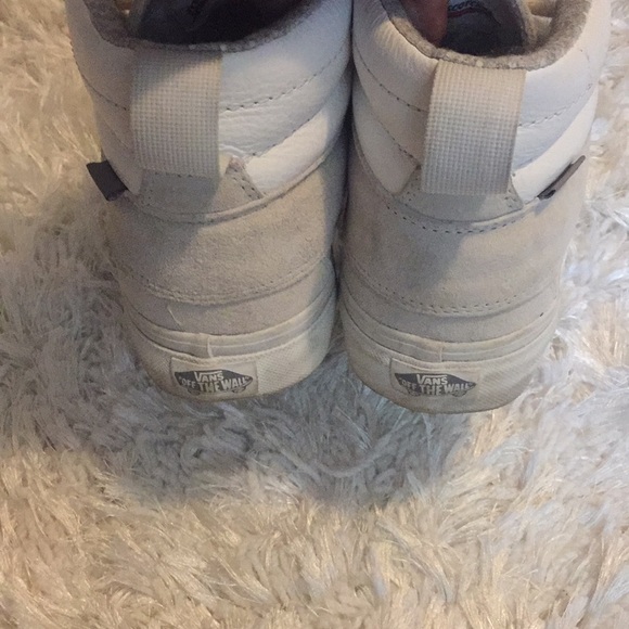 Water resistant Vans - Picture 4 of 6